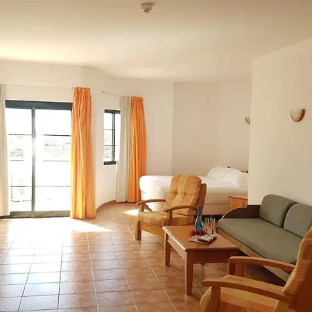 Hotel apartamentowy Club Las Colinas *